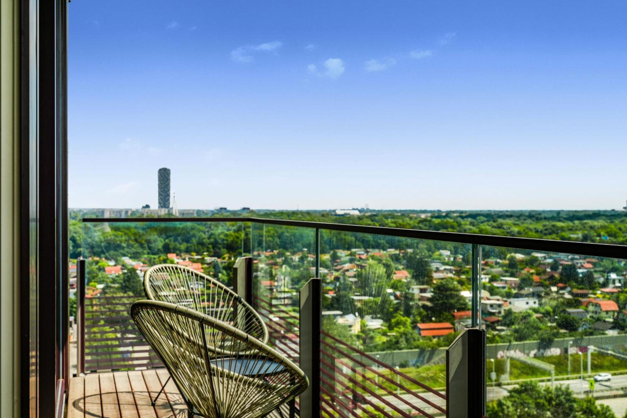 Vienna Sky Apartment I Rooftop Pool I Netflix Esterno foto